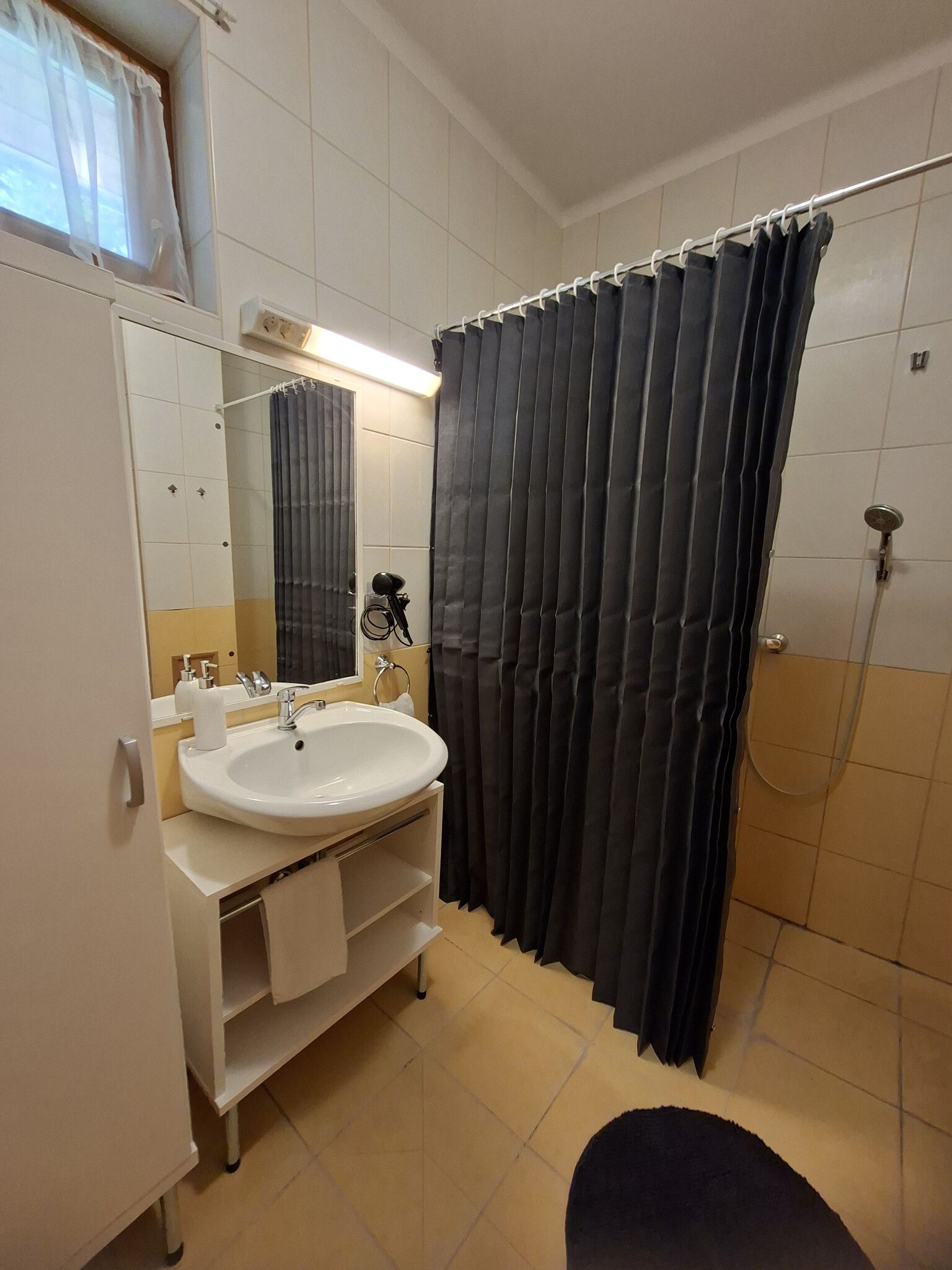 Földszinti fürdő